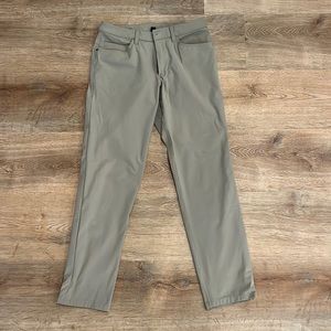 Men’s Lululemon ABC Pants